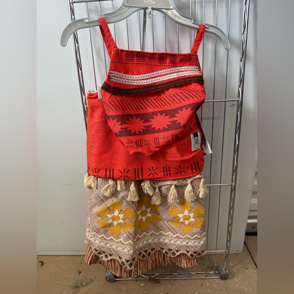 Disney Store Moana Dress Costume – Size 4 or 5/6 – New With Tags